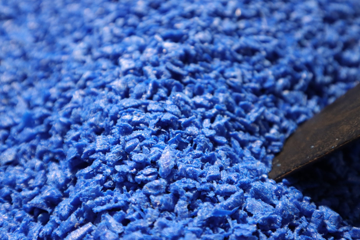 Solid HDPE vs. Capped Composite: Why SoPoly Lumber Is Different All the Way Through